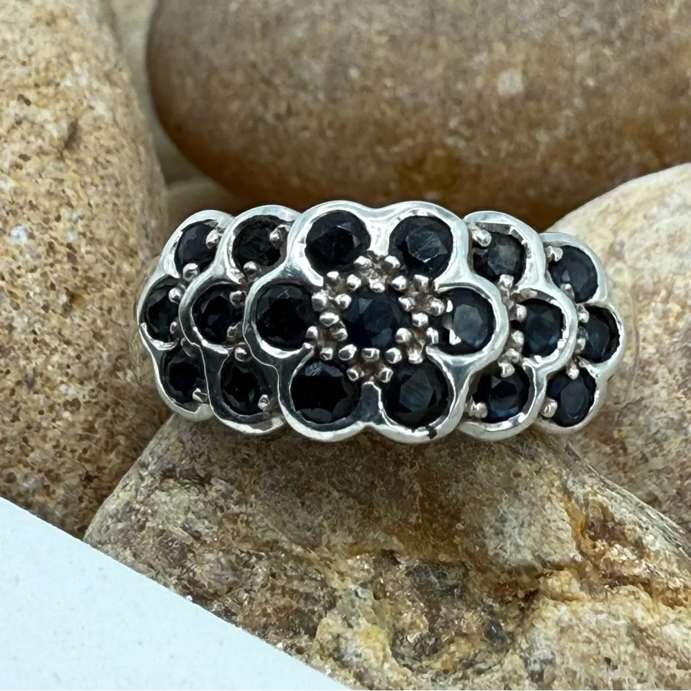 Sterling Silver Black Spinel Floral Band Ring Size 6 EUC